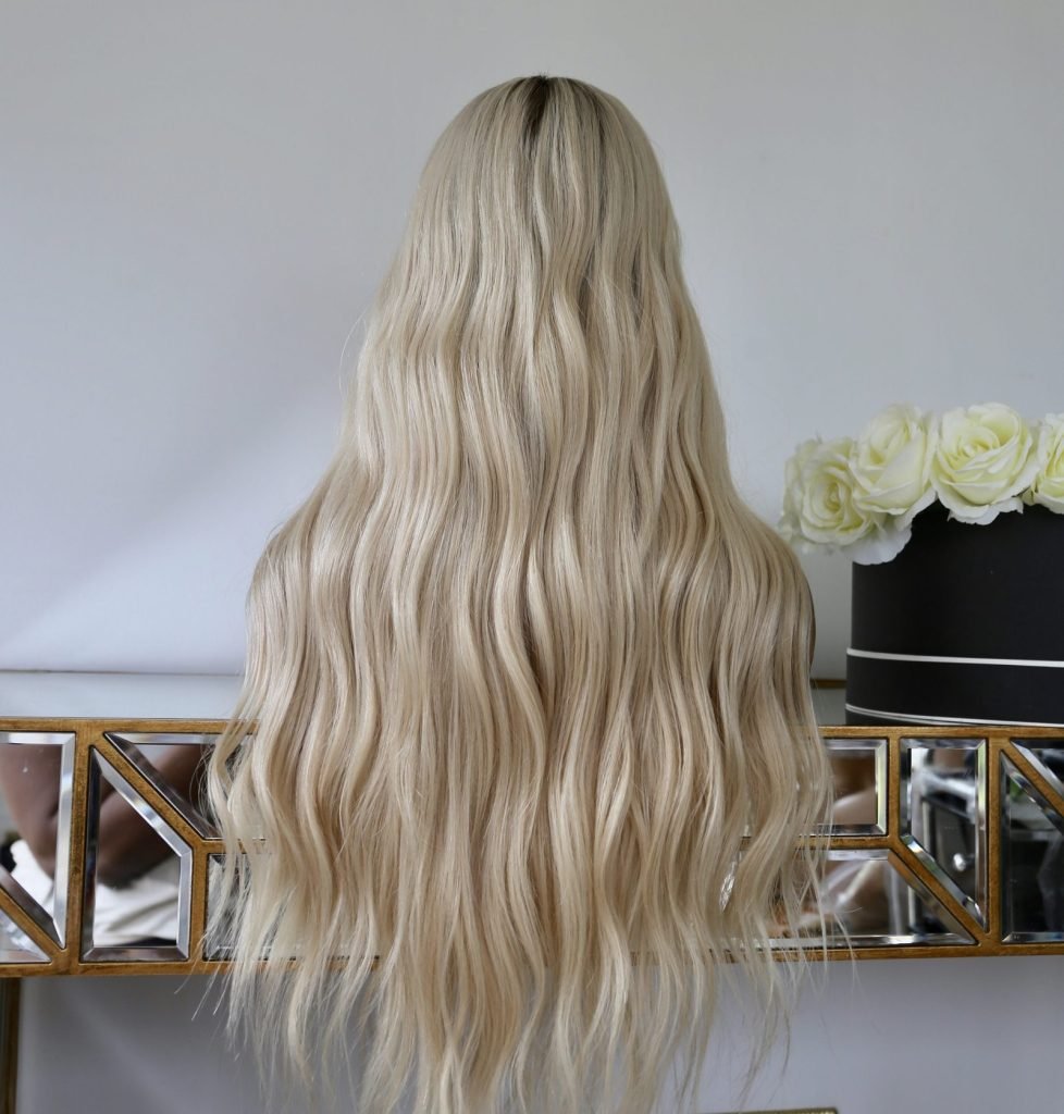 ERIKA ROOTED (Handtied)