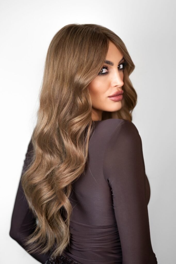 CHESTNUT CHARM - WAVY (LACE FRONT)